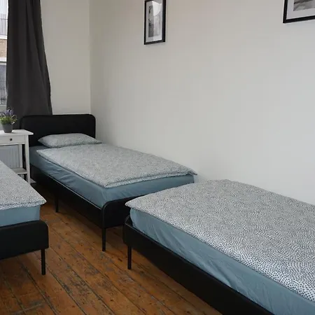 House Jane 4 Sleeping Rooms, Big Terrace. Holiday home